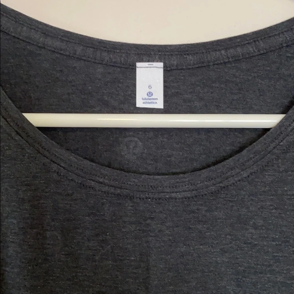 COPY - Lululemon Whistler Rare Canada Crew Tshirt 6 - Picture 2 of 4